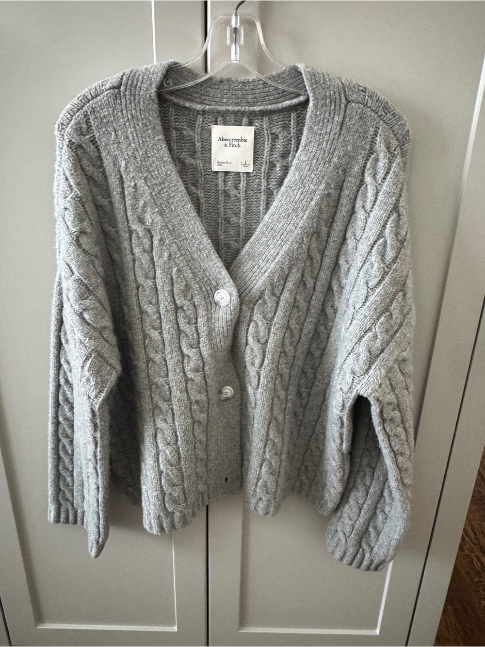 Abercrombie & Fitch Light Gray Cable Knit Button-Front Cardigan